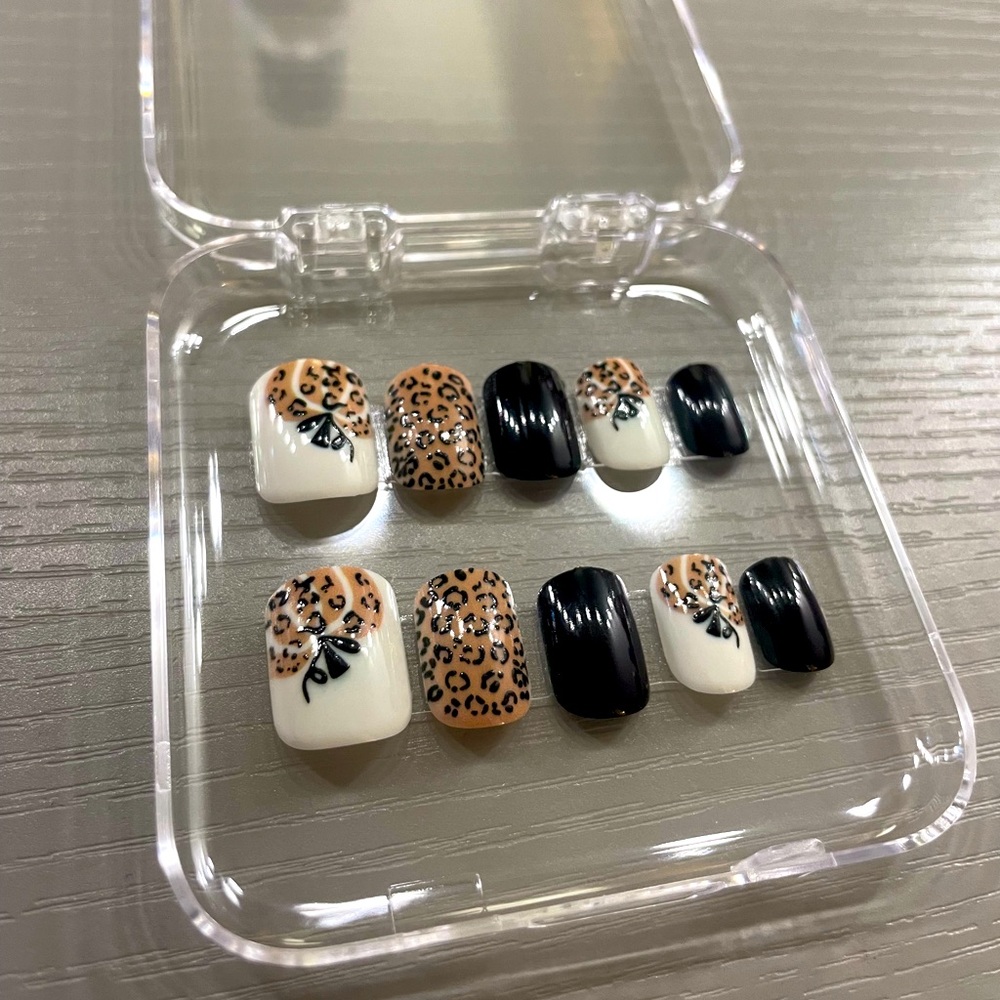 🎃 Halloween Leopard Pumpkin Manicure Nails Set